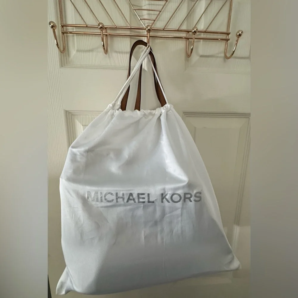 Michael Kors Large Dark Brown Signature Satchel Tote - Picture 15 of 15